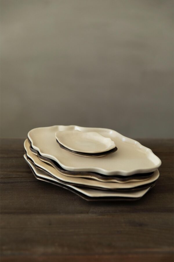 Cocoro Large Rim Platter (Off-White) - Image 7