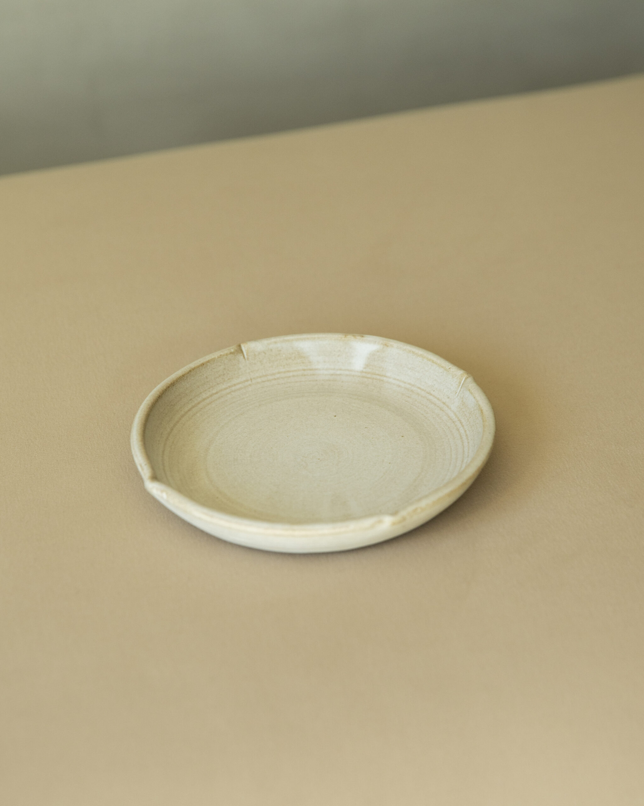 Persimmon Small Plate (Toffee / Lake Green)