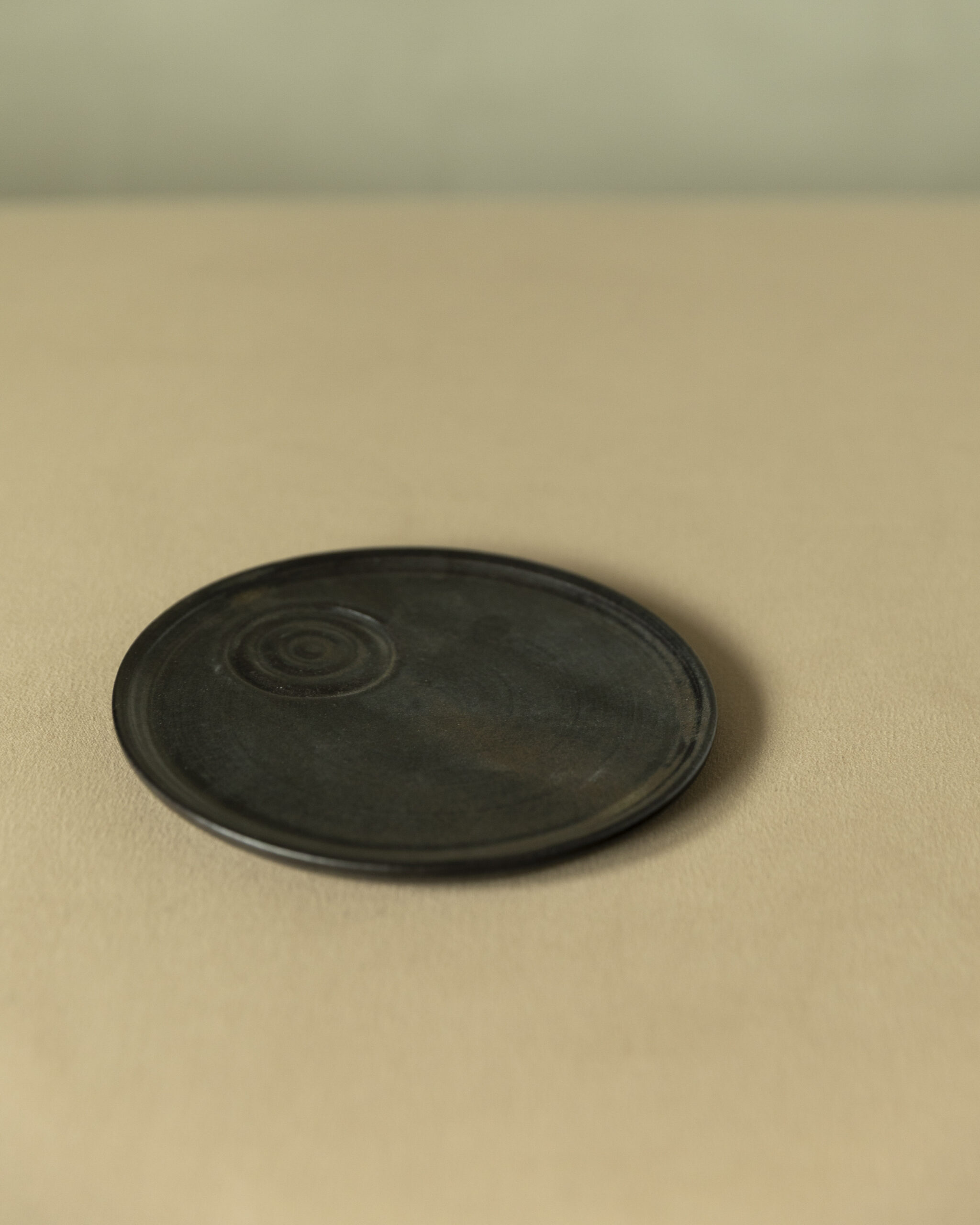 Ripples Small plate (Toffee / Black) - Image 3