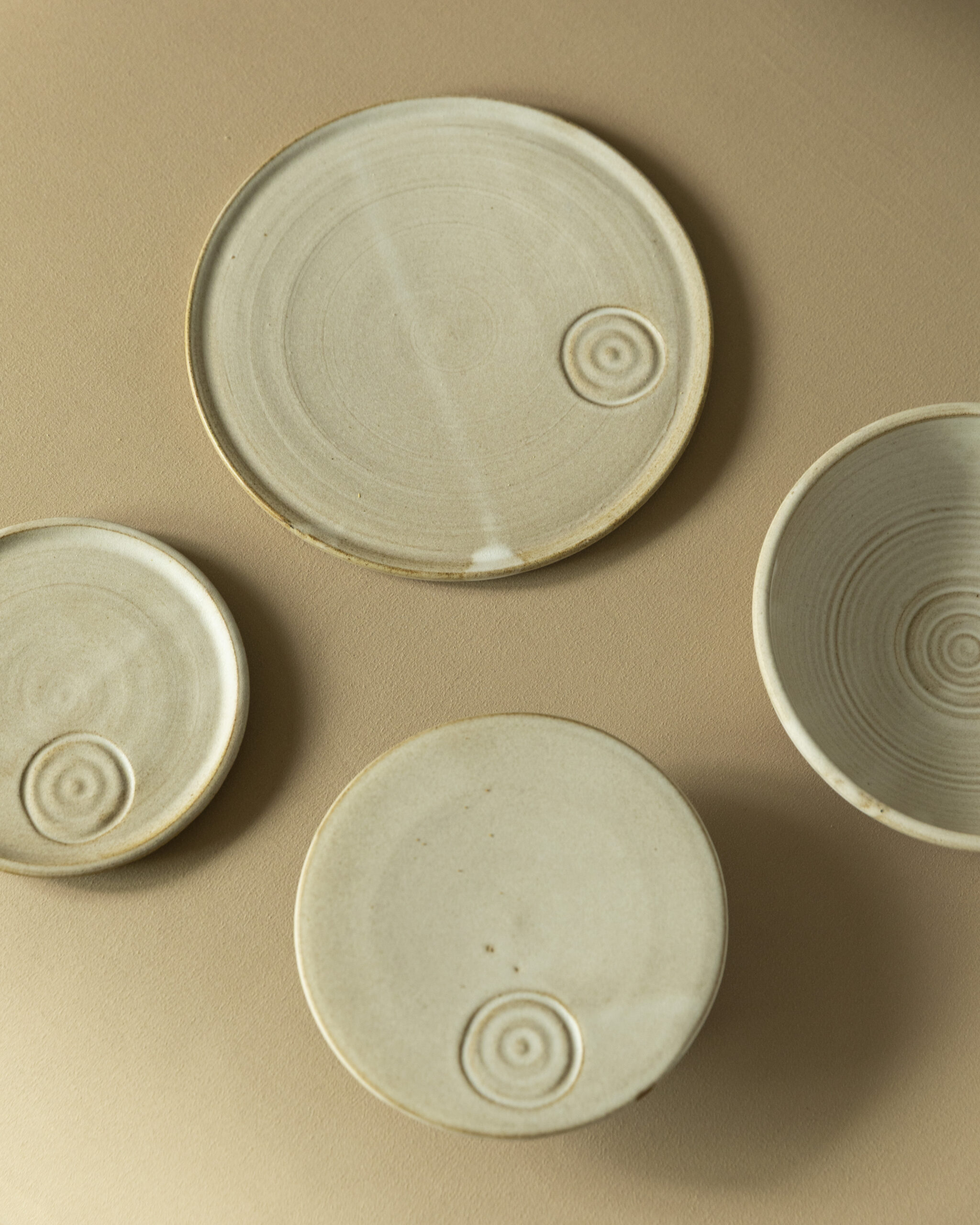 Ripples Large Plate (Toffee / Lake Green / Black) - Image 16